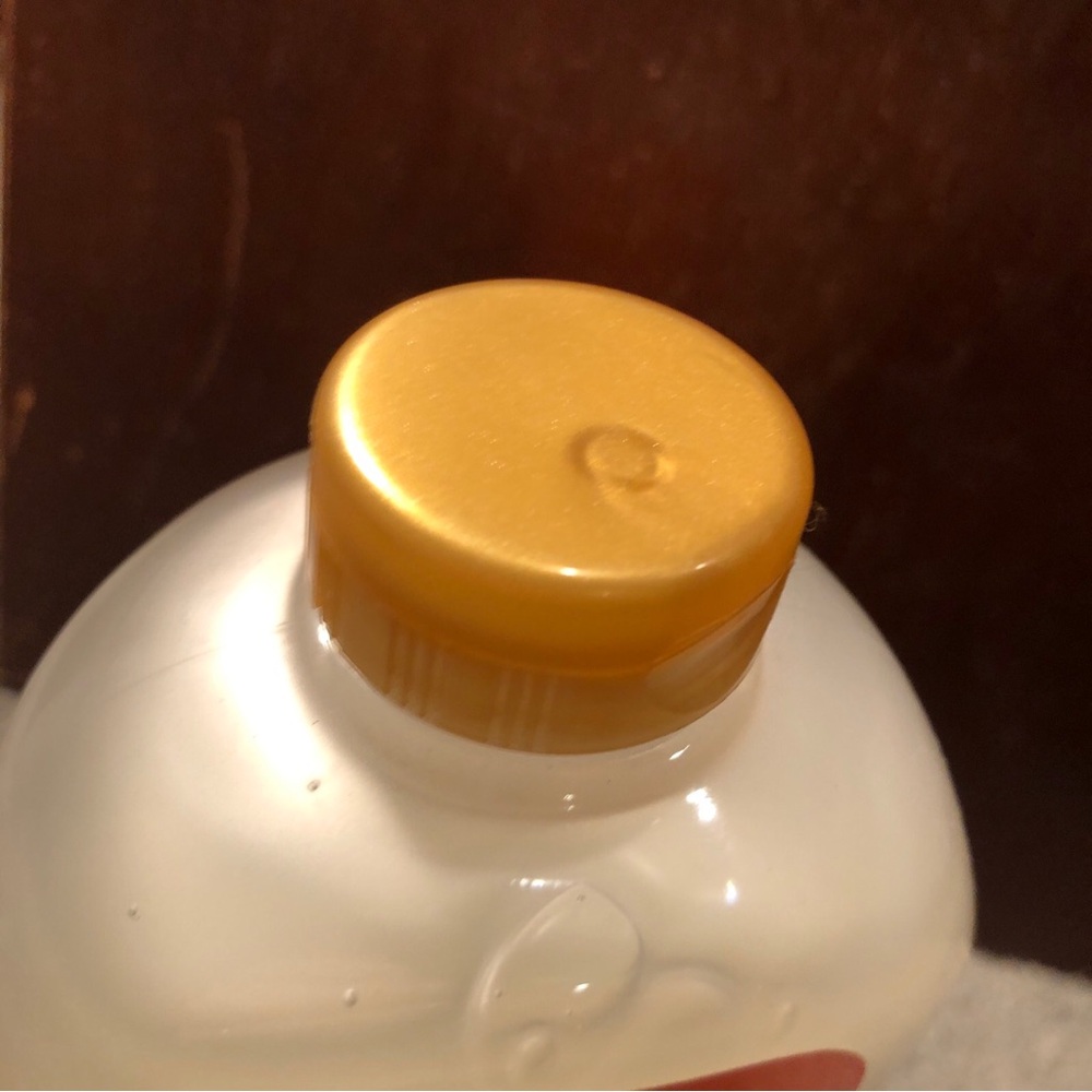 DISCOLORED - Calgon Take Me Away HAWAIIAN GINGER Moisturizing Bubble Bath, 30oz - Picture 6 of 9